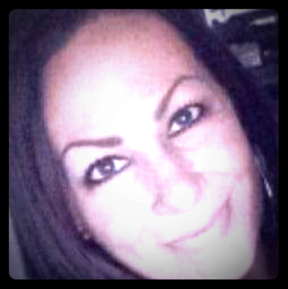 Meet your Posher, Amanda Alot of new unopen makeup